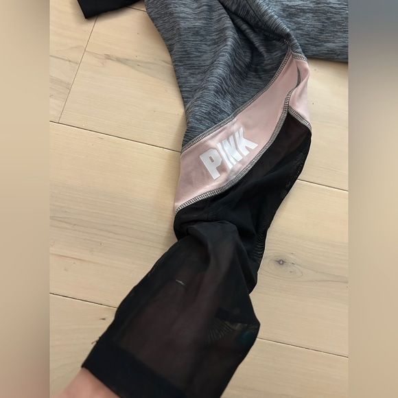 PINK VICTORIA'S SECRET ULTIMATE Capris Medium - Picture 9 of 9